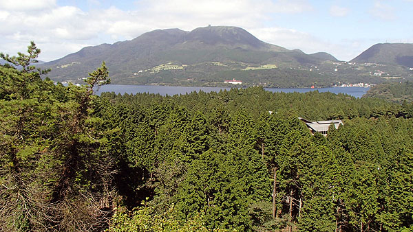 芦ノ湖も見えます